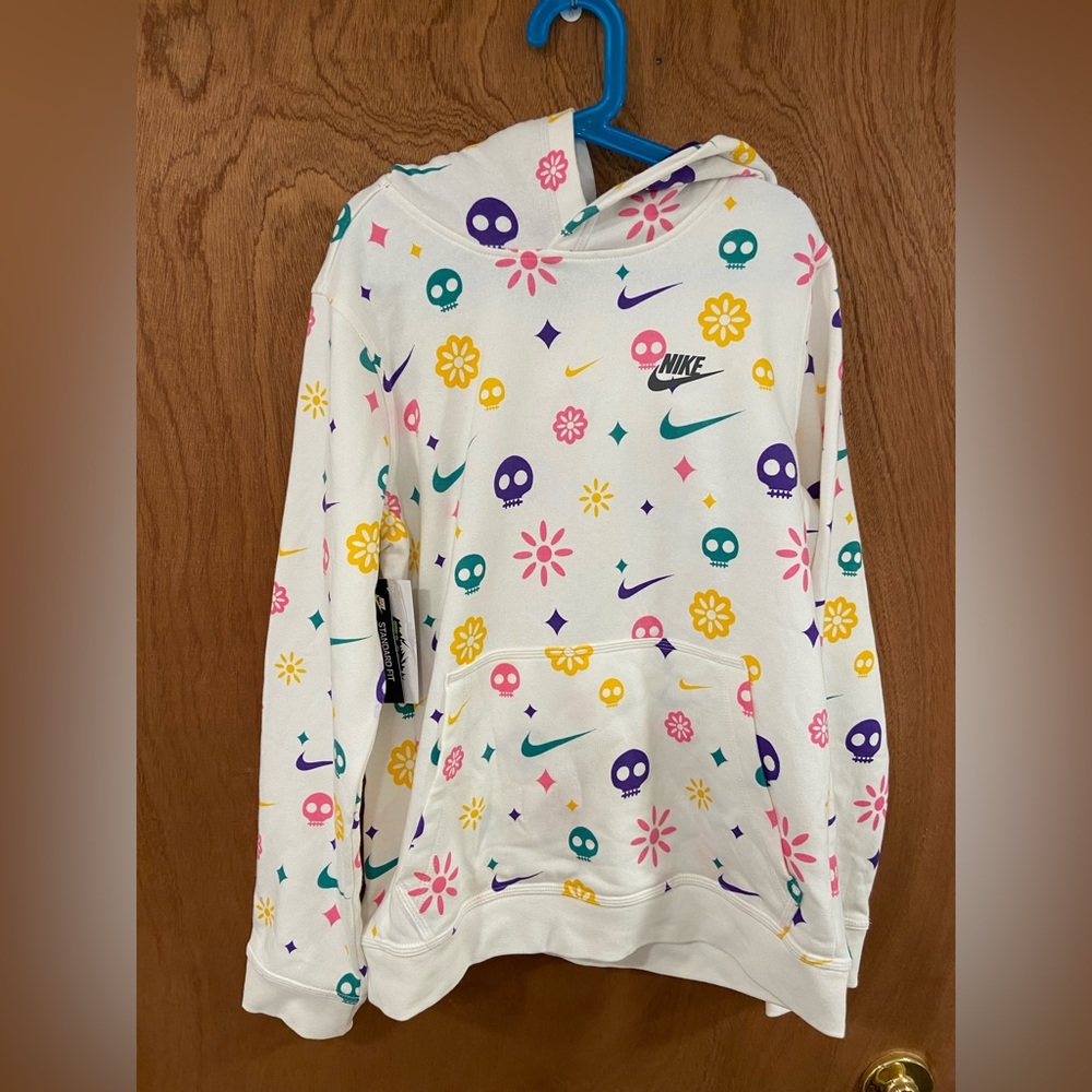 NWT Nike hoodie kids large